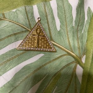 Triangle shaped pendant